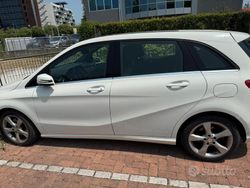Używany 2013 Mercedes B180 Premium Minivan | 7300 € (Dość drogi)