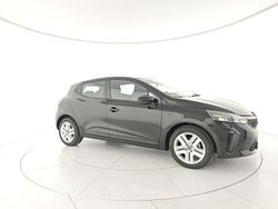 Nero Nuova 2025 Renault Clio V Evolution Tre volumi | 19.300 € (Buon prezzo)