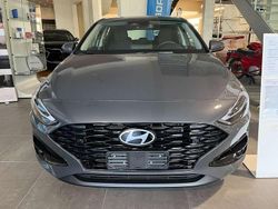 Grigio Nuova 2025 Hyundai i30 Tre volumi | 24.250 € (Buon prezzo)