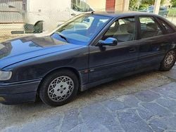 Usata 1993 Renault Safrane Due volumi | 1000 €