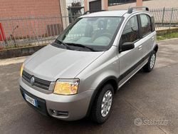 Grigio Usata 2006 Fiat Panda 4x4 Climbing Due volumi | 4400 € (Buon prezzo)