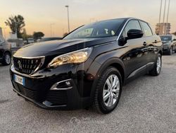 Usata 2019 Peugeot 3008 Crossway Tre volumi | 14.500 € (Buon prezzo)
