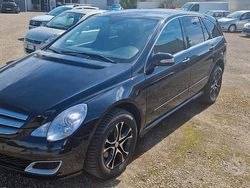 Nero Usata 2006 Mercedes R320 Monovolume | 5500 € (Buon prezzo)