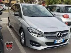 Argento Usata 2016 Mercedes B180 Premium Monovolume | 11.999 € (Buon prezzo)