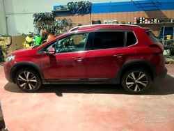 Rosso Usata 2017 Peugeot 2008 SUV | 9900 € (Ottimo prezzo)