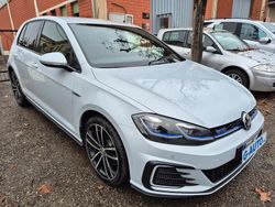 Blu Usata 2018 VW Golf GTE Tre volumi | 17.900 €