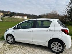 Usata 2015 Toyota Yaris Hybrid | 5500 € (Super prezzo)