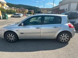 Argento Usata 2006 Renault Mégane II Dynamique Tre volumi | 900 € (Super prezzo)