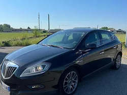 Nero Usata 2010 Lancia Delta Tre volumi | 3200 € (Buon prezzo)