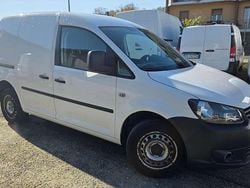 Bianco / pastello Usata 2015 VW Caddy Monovolume | 5900 € (Molto cara)