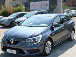 Blu Usata 2019 Renault Mégane GrandTour Business Station wagon | 11.900 € (Cara)