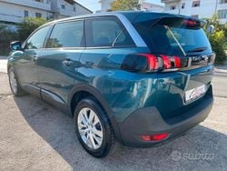 Blu Usata 2019 Peugeot 5008 Monovolume | 17.000 € (Ottimo prezzo)