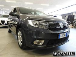 Grigio Usata 2019 Dacia Sandero Lauréate Tre volumi | 8900 € (Cara)