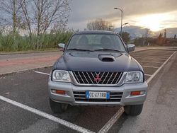 Grigio Usata 2001 Mitsubishi L200 Pick-up | 11.890 € (Cara)