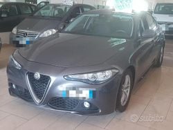 Grigio Usata 2017 Alfa Romeo Giulia Tre volumi | 10.900 € (Buon prezzo)