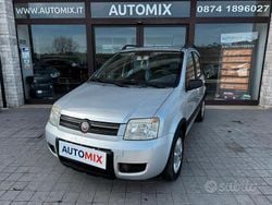 Grigio Usata 2009 Fiat Panda Climbing Tre volumi | 1900 € (Ottimo prezzo)