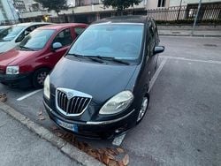 Grigio Usata 2008 Lancia Musa Monovolume | 1999 € (Super prezzo)