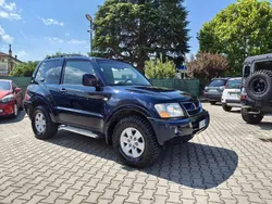 Blu/azzurro Usata 2005 Mitsubishi Pajero Invite SUV | 9490 € (Cara)