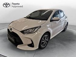 Bianco Usata 2023 Toyota Yaris Hybrid Trend Tre volumi | 18.900 € (Buon prezzo)