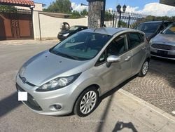 Argento Usata 2011 Ford Fiesta Titanium Due volumi | 4500 € (Buon prezzo)