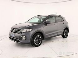 Smoky grey metallizzato Usata 2023 VW T-Cross Sportline SUV | 18.900 € (Buon prezzo)