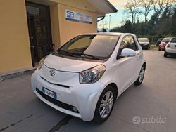 Bianco Usata 2011 Toyota iQ Due volumi | 6900 € (Buon prezzo)