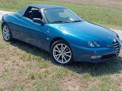 Usata 2005 Alfa Romeo Spider Cabrio | 8900 € (Super prezzo)