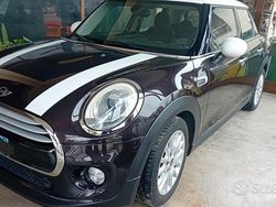 Marrone Usata 2015 Mini Cooper D Due volumi | 8700 € (Ottimo prezzo)