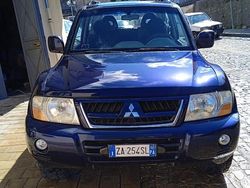 Blu Usata 2004 Mitsubishi Pajero SUV | 6500 €