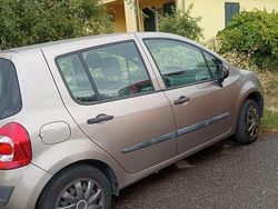 Usata 2009 Renault Modus Monovolume | 2900 € (Buon prezzo)
