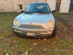Grigio Usata 2002 Mini Cooper Due volumi | 2350 € (Ottimo prezzo)