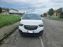 Usata 2020 Opel Combo Monovolume | 7000 € (Super prezzo)