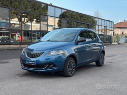 Blu Usata 2023 Lancia Ypsilon Gold Due volumi | 12.800 € (Buon prezzo)