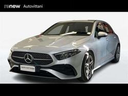 Grigio chiaro Usata 2024 Mercedes A180 Advanced Plus Tre volumi | 32.500 € (Buon prezzo)