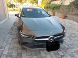 Grigio Usata 2020 Mercedes CLA180 Shooting Brake Business Station wagon | 26.500 € (Cara)