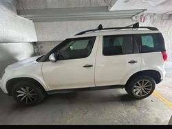 Bianco Usata 2015 Skoda Yeti Ambition SUV | 14.000 € (Molto cara)