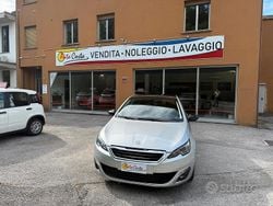 Grigio Usata 2017 Peugeot 308 Allure Tre volumi | 10.500 € (Buon prezzo)