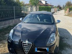Usata 2011 Alfa Romeo Giulietta Distinctive Due volumi | 7000 € (Buon prezzo)