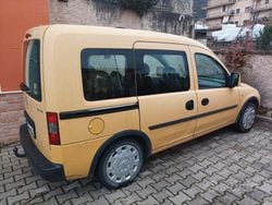 Giallo Usata 2006 Opel Combo Life Monovolume | 4000 €