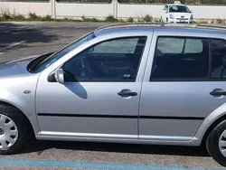 Grigio Usata 2001 VW Golf IV Comfortline Tre volumi | 3000 € (Buon prezzo)
