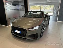 Grigio Usata 2022 Audi TT Roadster S-Line Cabrio | 37.900 € (Buon prezzo)