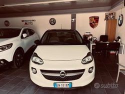 Bianco Usata 2014 Opel Adam Due volumi | 7999 € (Buon prezzo)