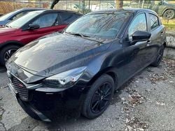 Vari colori Usata 2023 Mazda 2 Homura-Aka Tre volumi | 15.500 € (Super prezzo)