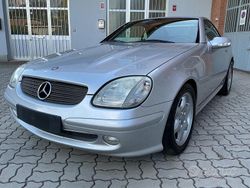 Argento Usata 2001 Mercedes SLK200 Cabrio | 9500 €