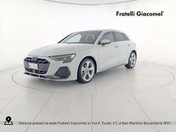 Bianco ghiaccio metallizzato Usata 2024 Audi A3 S-Line Tre volumi | 35.900 € (Buon prezzo)