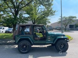 Usata 2000 Jeep Wrangler SUV | 30.000 €