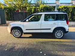 Bianco Usata 2015 Skoda Yeti Design Edition SUV | 15.400 € (Cara)