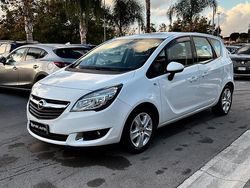 Bianco Usata 2015 Opel Meriva Design Edition Monovolume | 6900 € (Cara)