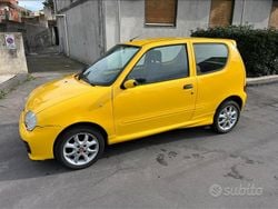 Giallo Usata 1998 Fiat 600 Tre volumi | 2700 €