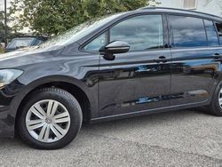 Nero Usata 2016 VW Touran Monovolume | 13.500 € (Buon prezzo)